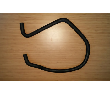 {Katagori} / (702185)KALORIFER CIKIS HORTUMU SAG R12 7760516244R 